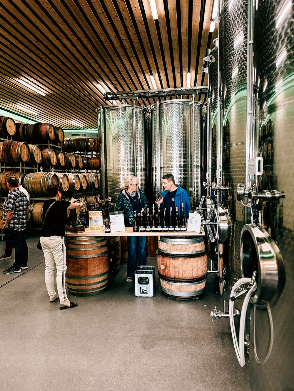 weingut mario Zelt Jahrgangspräsentation 2025 23.jpg__PID:dd1fe5ca-a2e5-4c06-ba71-c57a8dc764f9